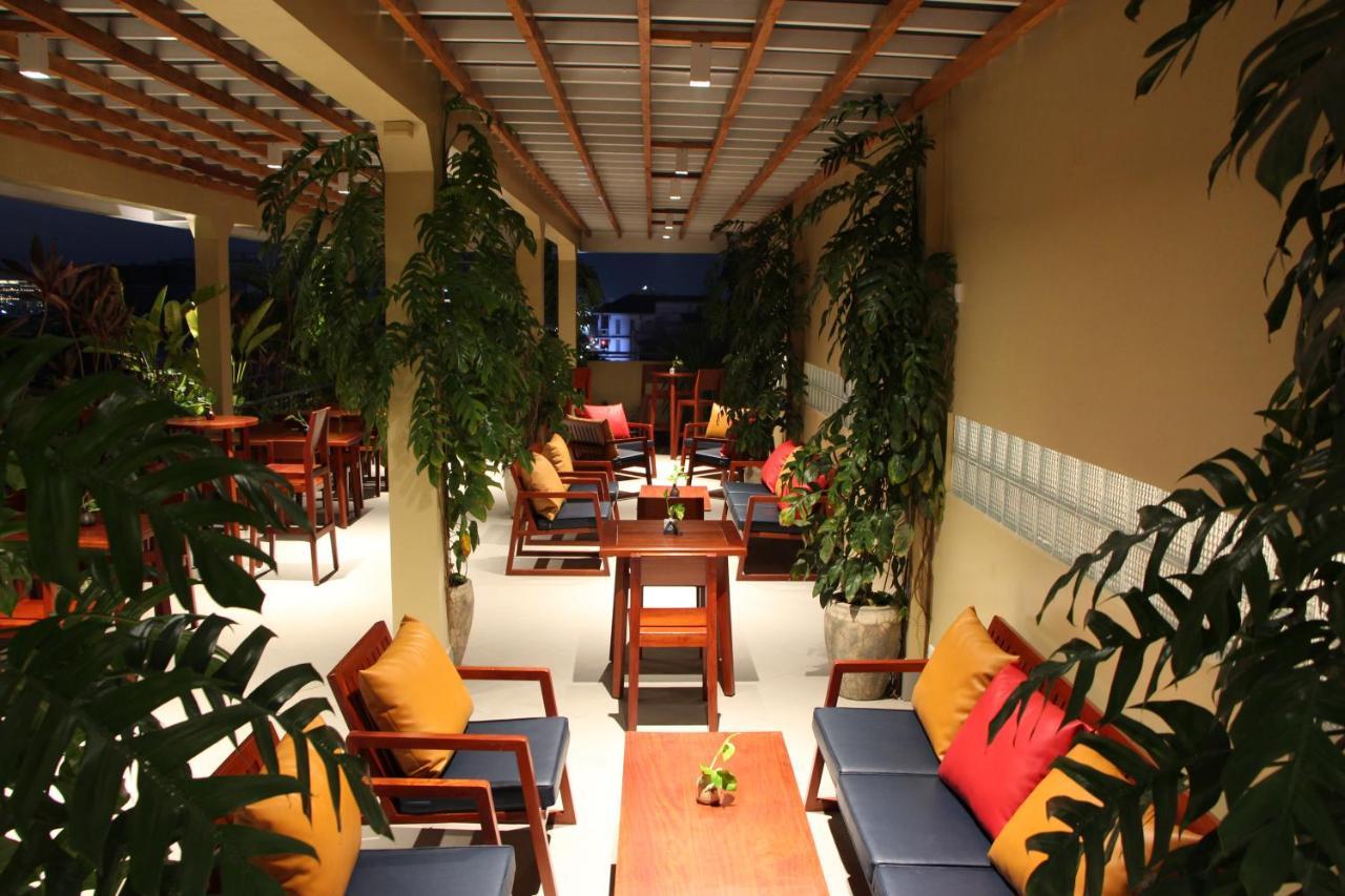 פנום פן Indra Hotel מראה חיצוני תמונה