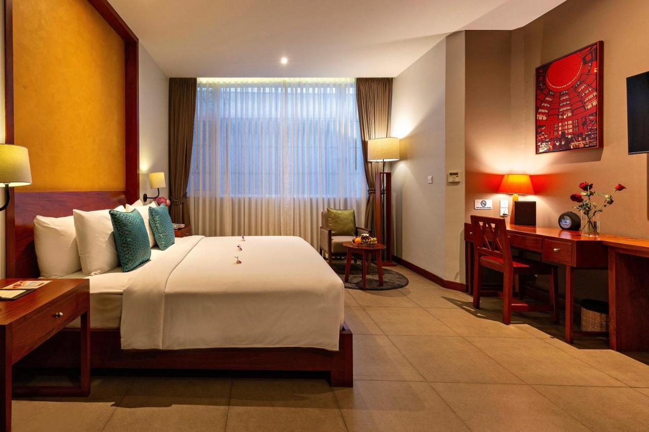 פנום פן Indra Hotel מראה חיצוני תמונה