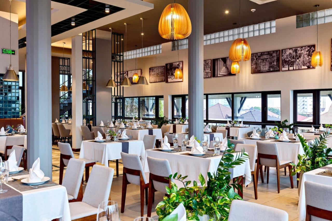 פנום פן Indra Hotel מראה חיצוני תמונה