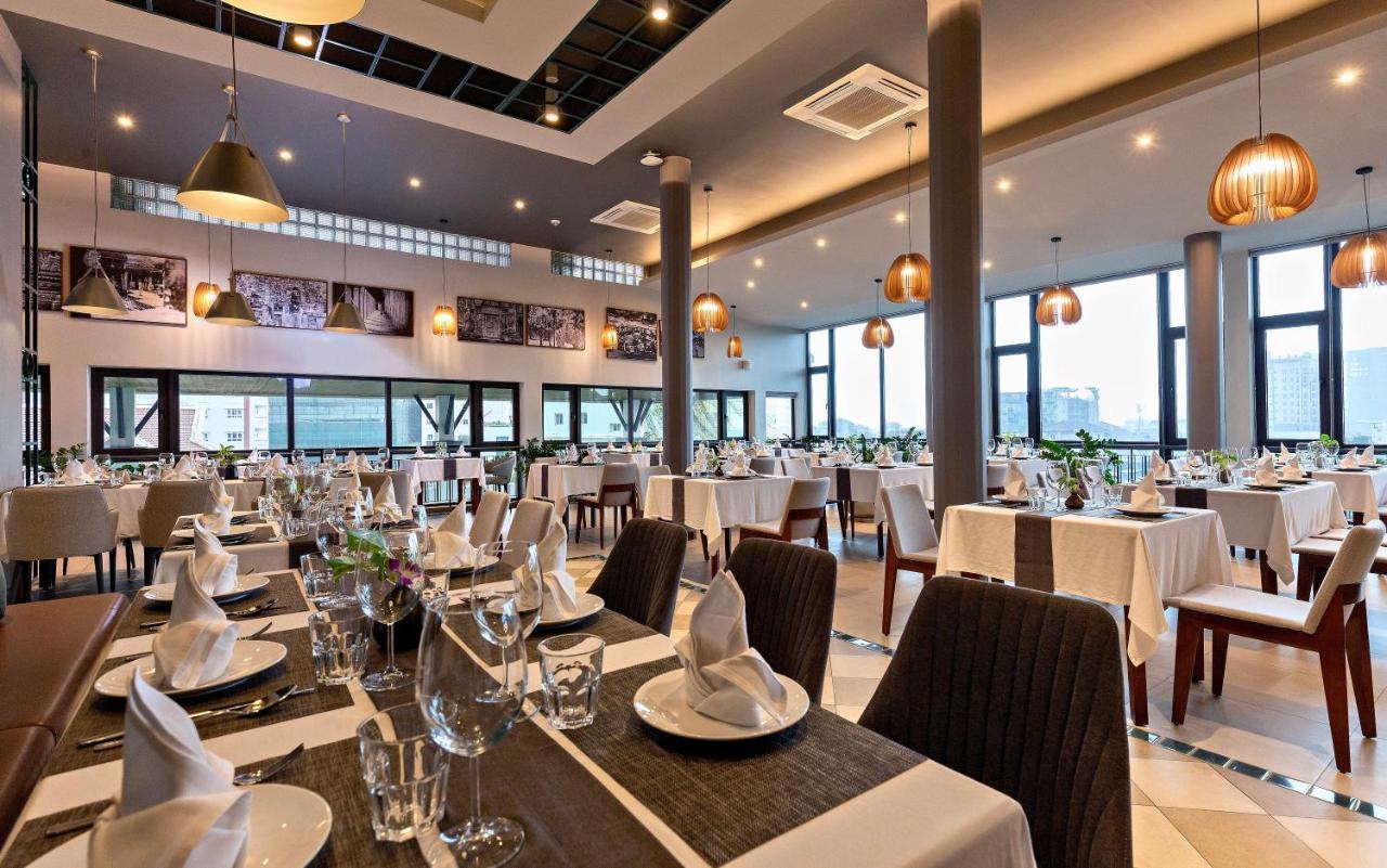 פנום פן Indra Hotel מראה חיצוני תמונה